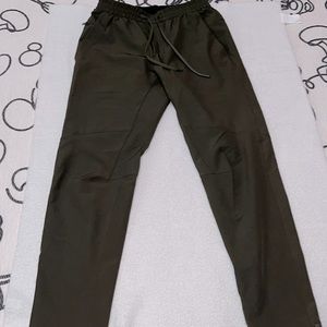 Mens Lululemon license to train pants